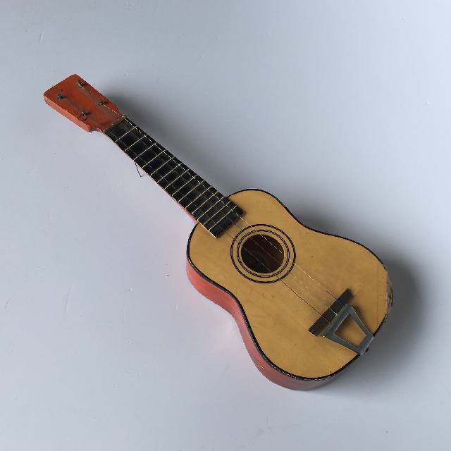 UKELELE, Pale Timber